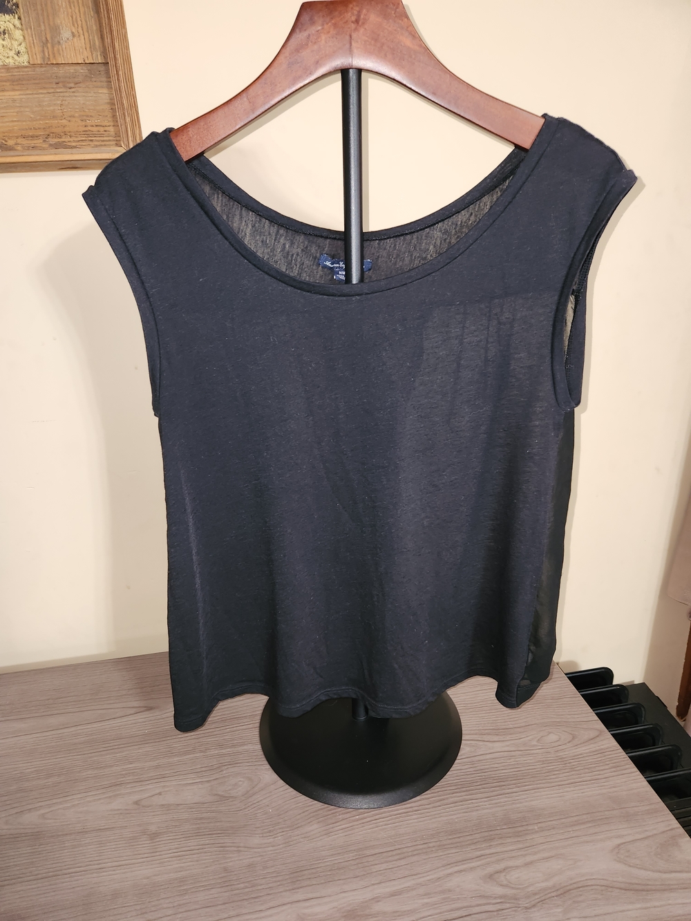 American Eagle Outfitters Black Sleeveless Tank Top